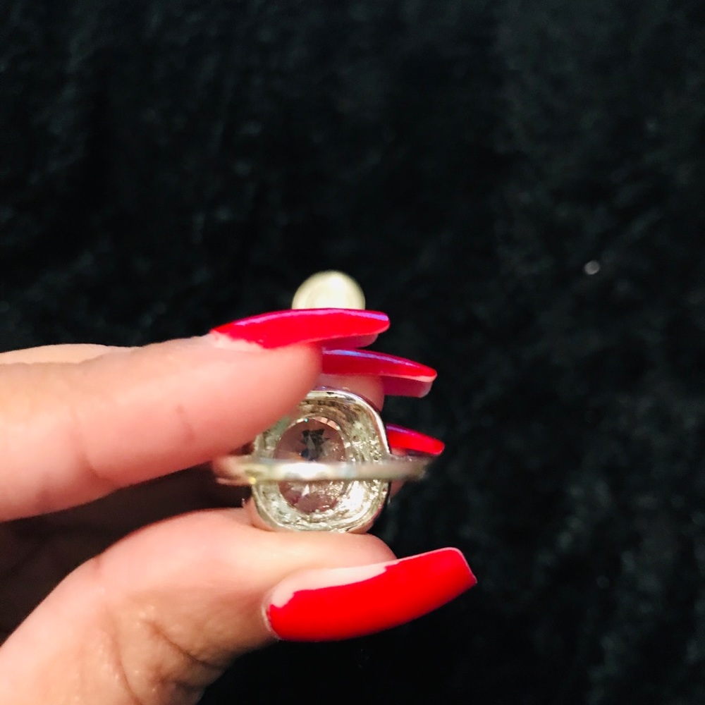 Statement Ring - Picture 2 of 3